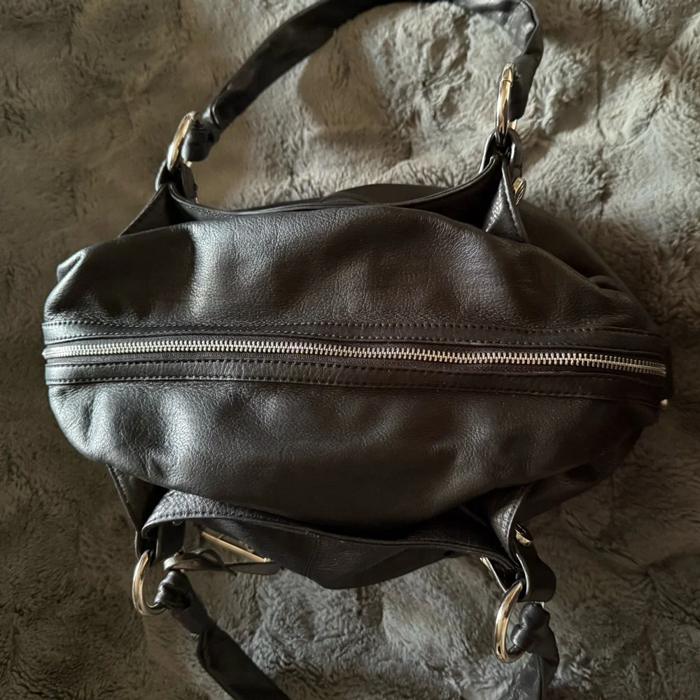 B Makowsky Black Leather Bag - Picture 4 of 9